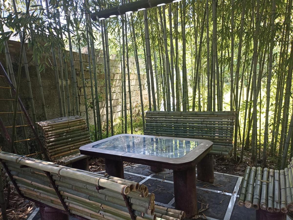 Green Garden Batumi Exterior photo
